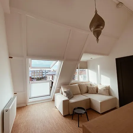 Long 3 3* זנדוורט